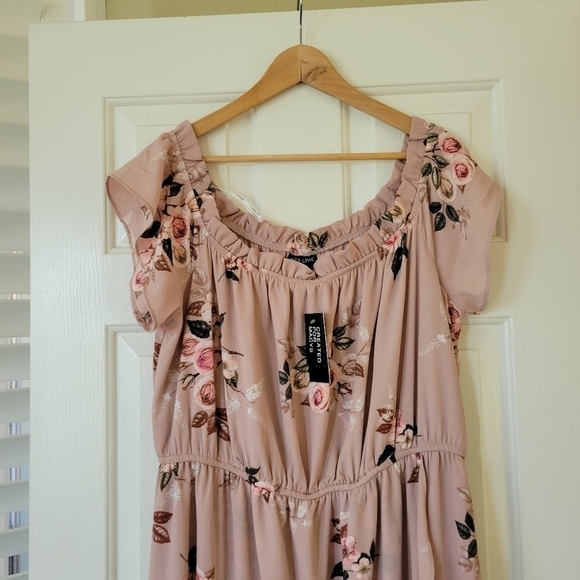 City Chic Plus Size Rose Play Floral Pink Dress XS 14 - Picture 5 of 13